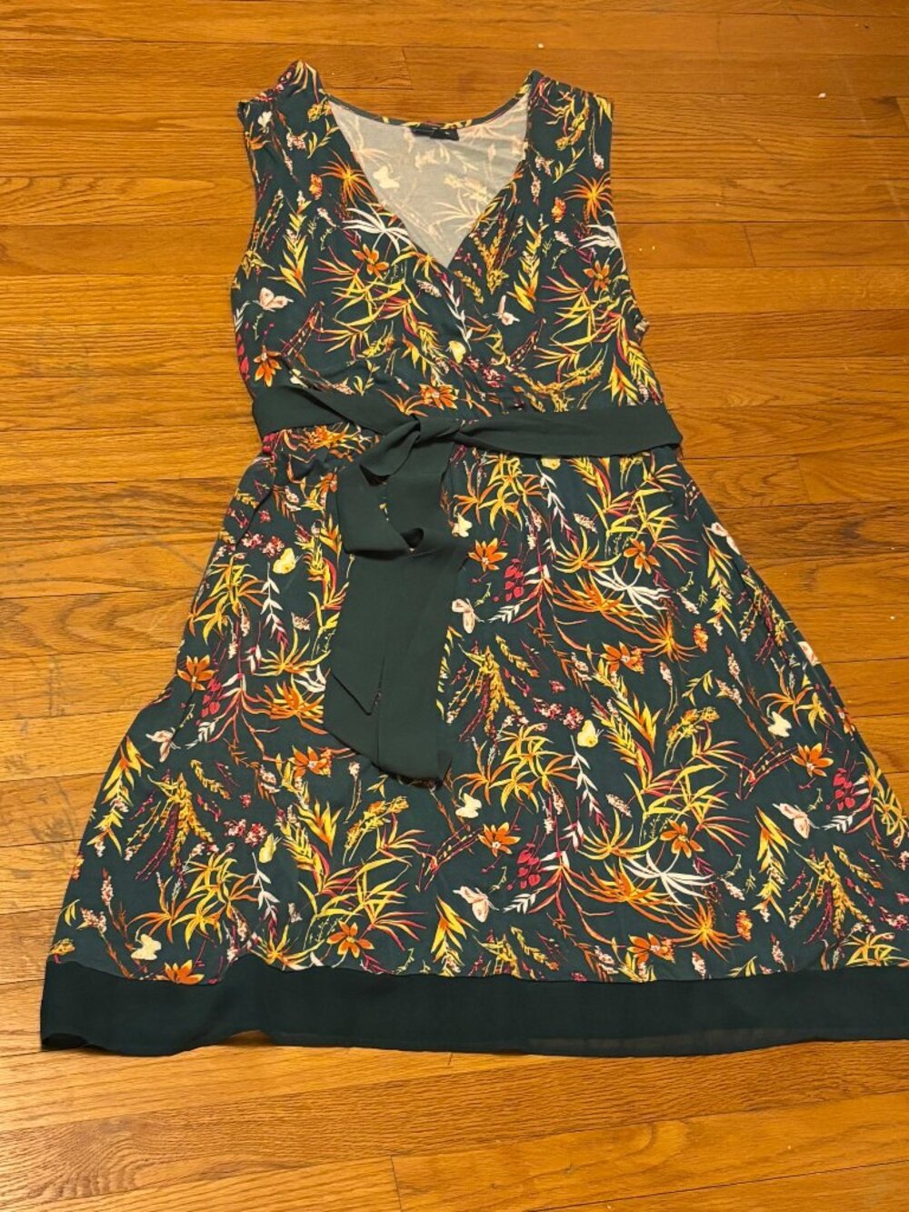 ModCloth Tropical Floral Flowers Butterflies Jersey Dress XL - Picture 3 of 10